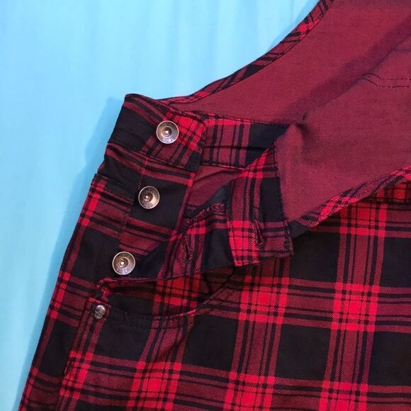 Plaid Red & Black Overalls Junior’s XL - Picture 8 of 12